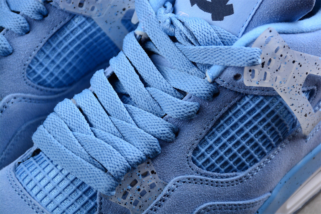 AJ 4 RETRO "NCAA PE - UNC"