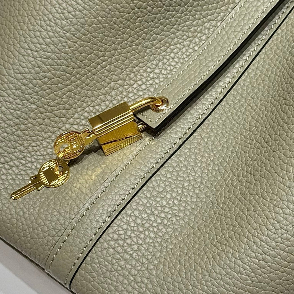 HERMES 25S PICOTIN LOCK 22 IN CROMWELL GRAY CALFSKIN GOLD HARDWARE